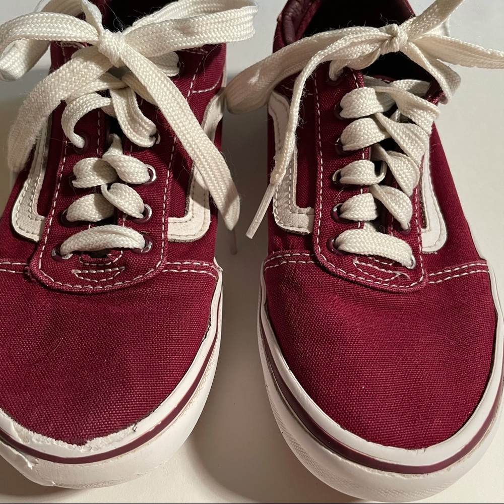Vans - Picture 6 of 10